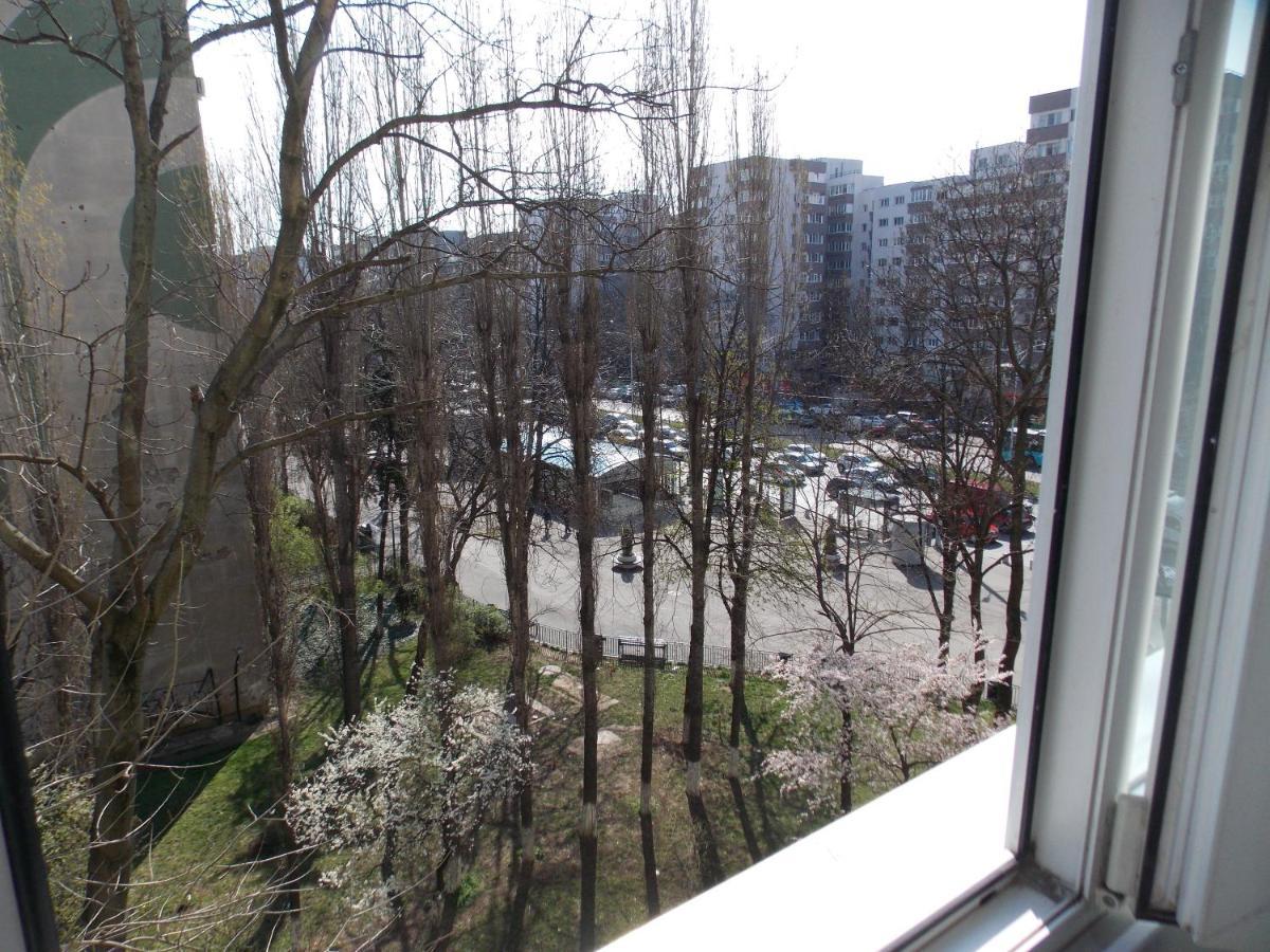 Garsoniera moderna Lägenhet Bukarest Exteriör bild
