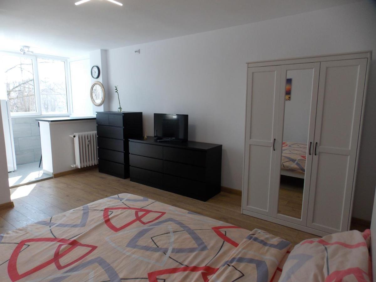 Garsoniera moderna Lägenhet Bukarest Exteriör bild